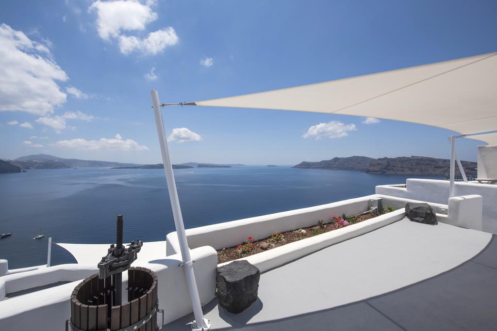 Ambition Suites (Adults Only) Oía Exterior photo