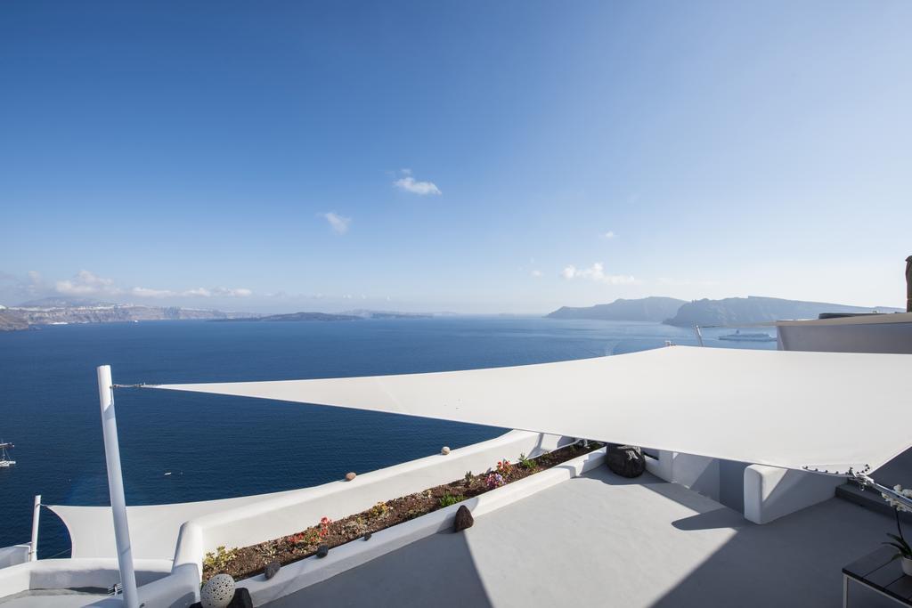 Ambition Suites (Adults Only) Oía Exterior photo