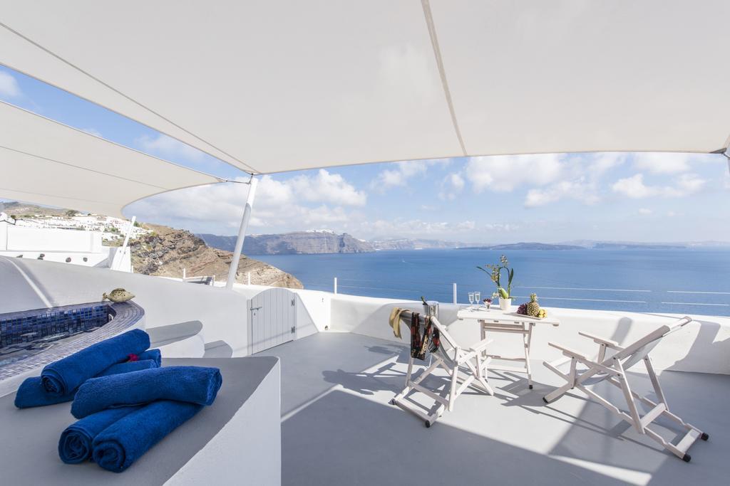 Ambition Suites (Adults Only) Oía Exterior photo