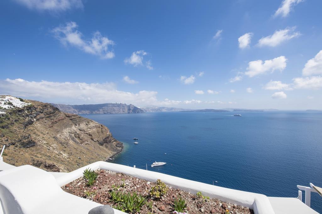 Ambition Suites (Adults Only) Oía Exterior photo