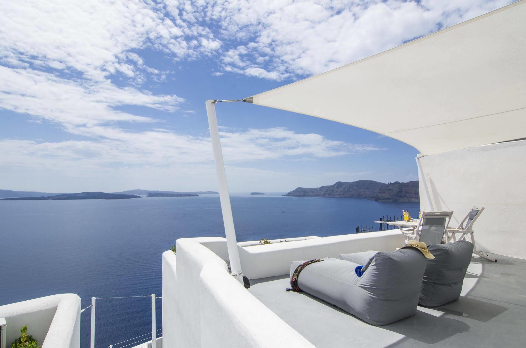 Ambition Suites (Adults Only) Oía Exterior photo